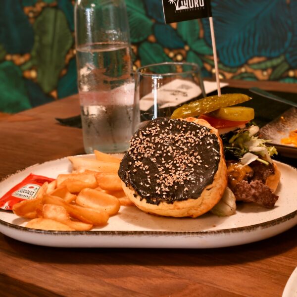 IHURU burger